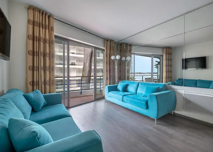 4 Adultes 2 Enfants - Acces Direct 公寓 勒宝利古恩