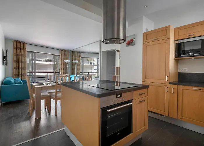 4 Adultes 2 Enfants - Acces Direct 公寓 *