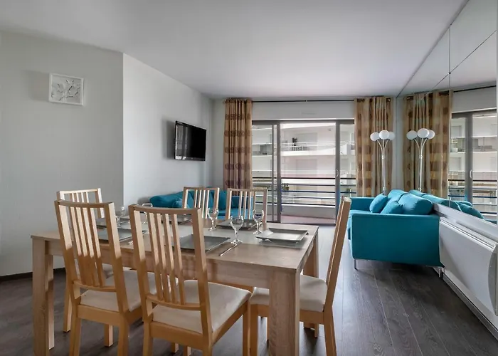 4 Adultes 2 Enfants - Acces Direct 公寓 勒宝利古恩