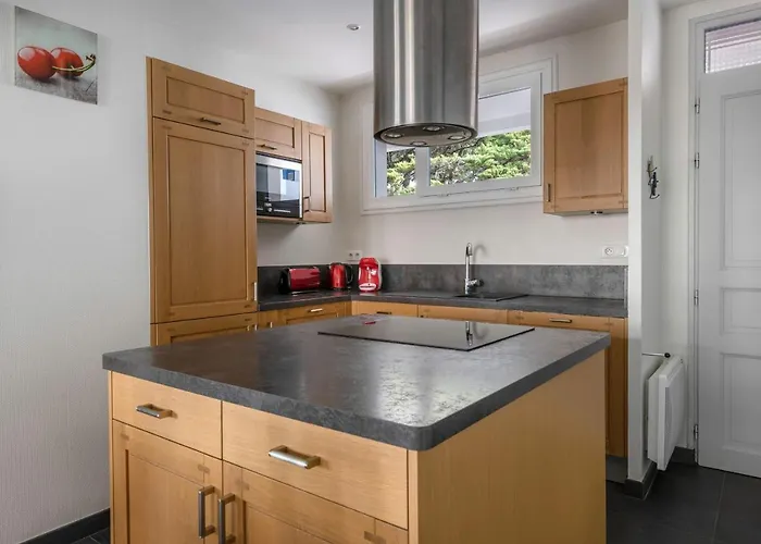 4 Adultes 2 Enfants - Acces Direct * 勒宝利古恩